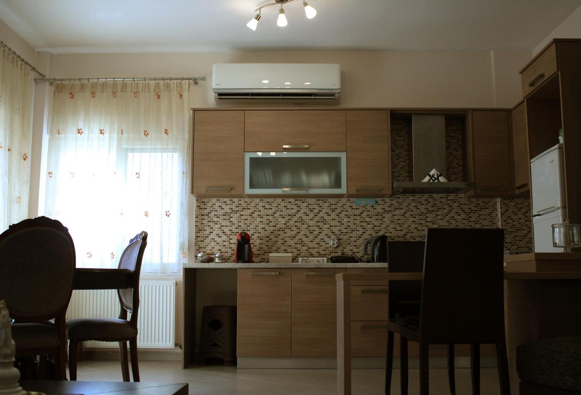 Alice Apartment Alexandroupolis Exteriör bild